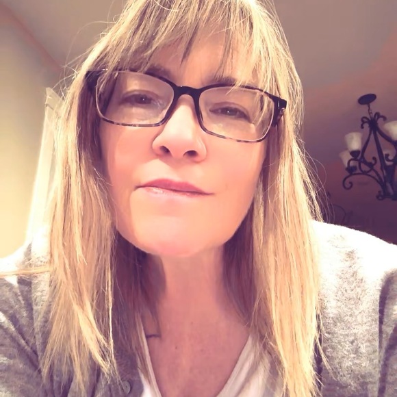 Meet your Posher, Moneca - Picture 2 of 2